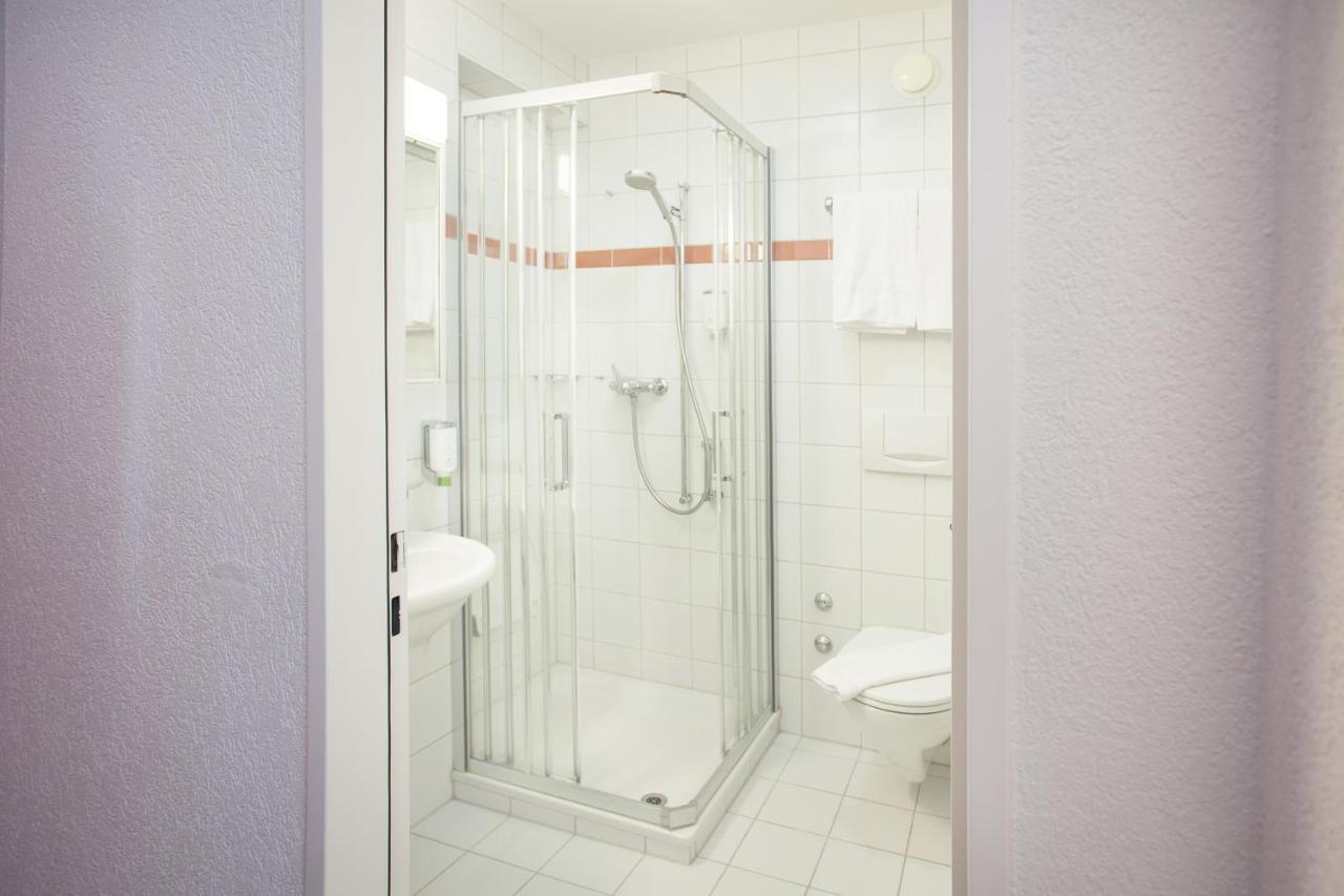 Guesthouse Zurzach - Self Check-In Exterior photo